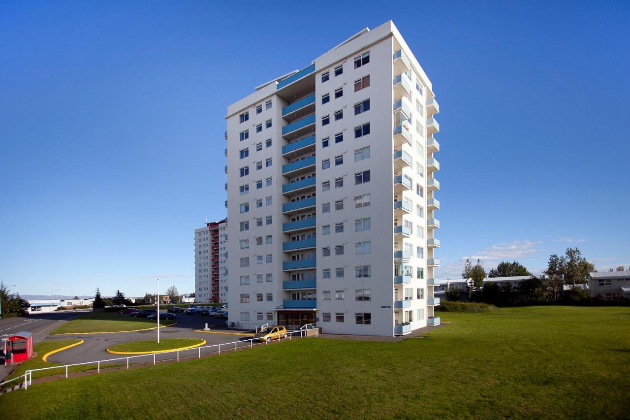 Overlooking The City, Bright & Cozy - Free Parking Рейкявик Екстериор снимка
